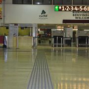 Enza Soluciones Y Servicios SL piso centro comercial